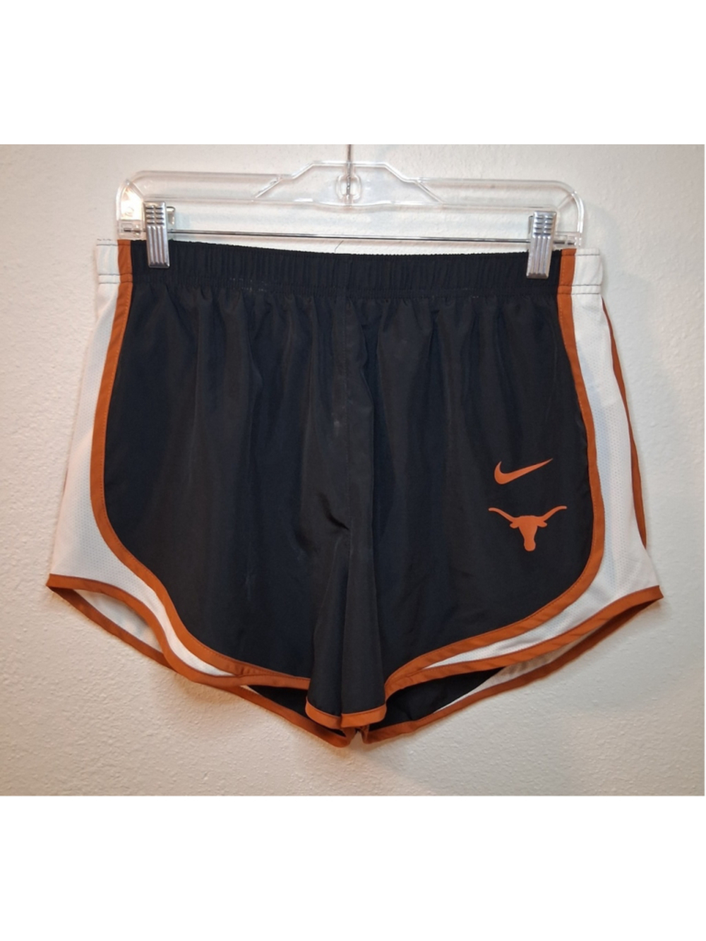 Nike Texas Longhorns Tempo Performance Women's Large Running Shorts Black